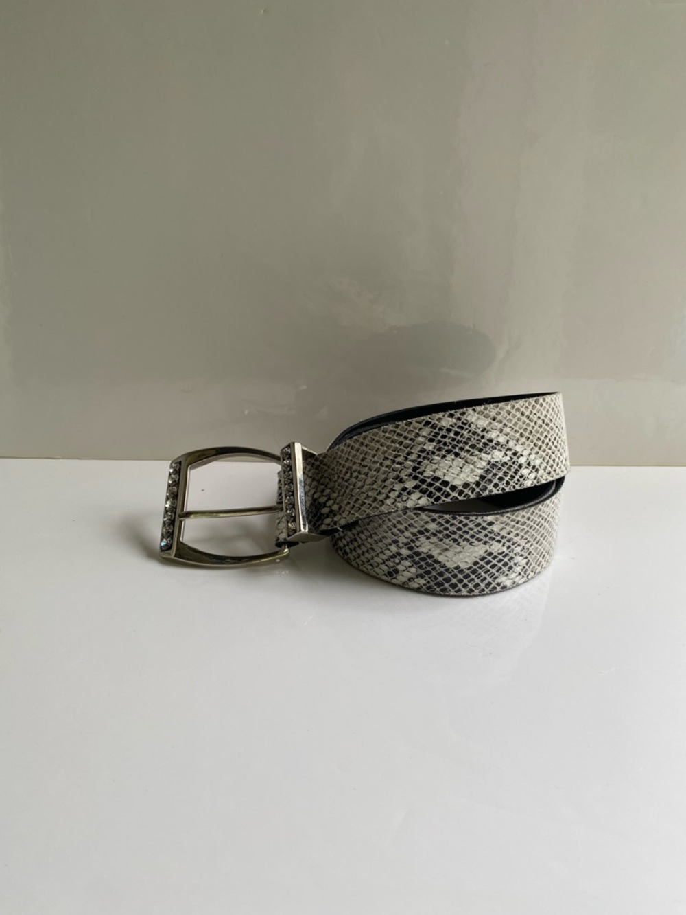 Vintage Snake-Print Leather Belt with Rhinestone Buckle - White/Black